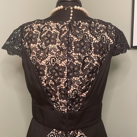 Jessica Simpson NWOT Black Lace w/ Nude Lining Cap Sleeves Women’s Dress Size 10 - Picture 8 of 13